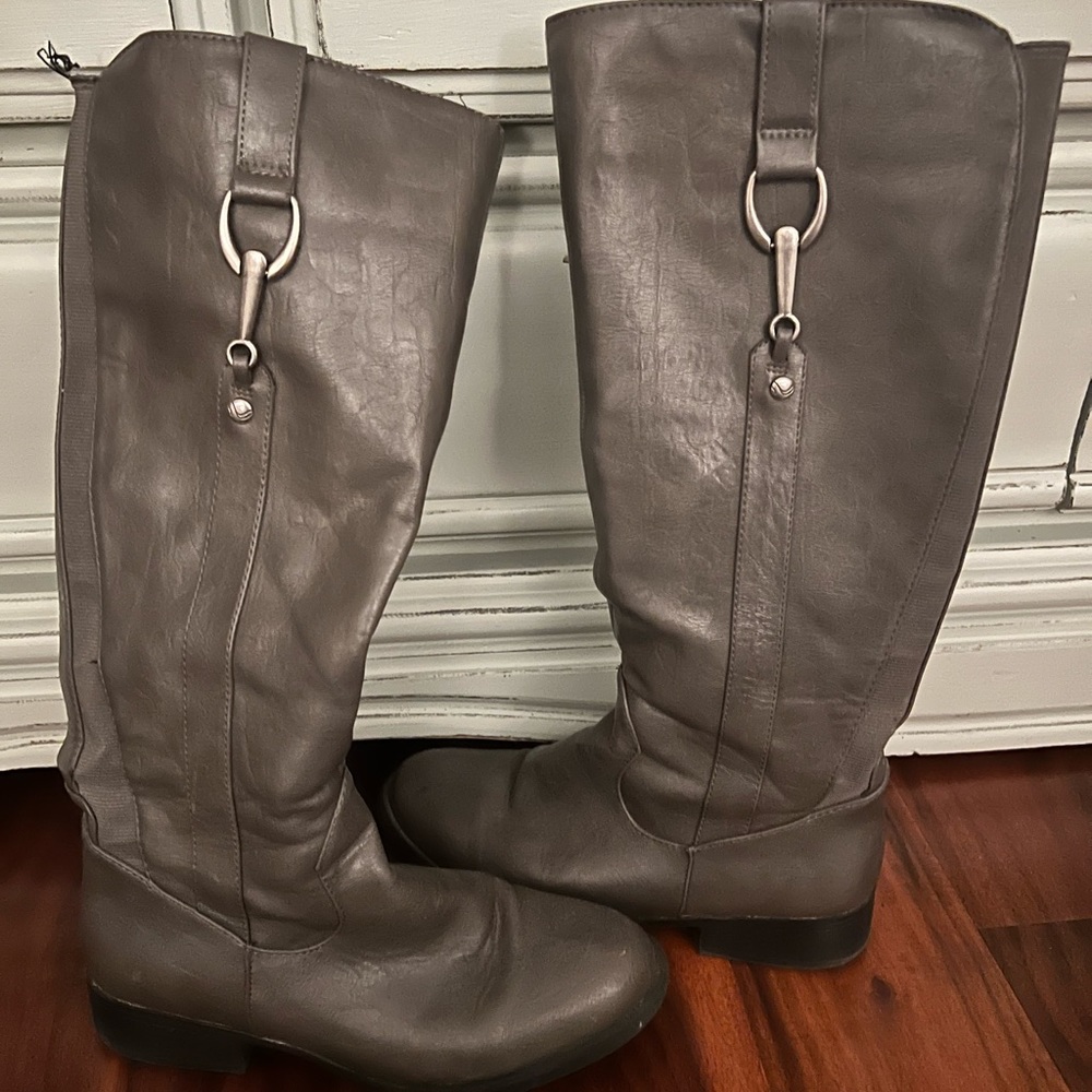Grey Boots